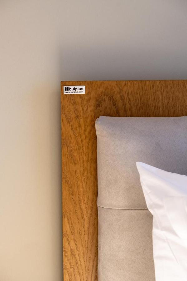Iris Suites Nikiti Εξωτερικό φωτογραφία