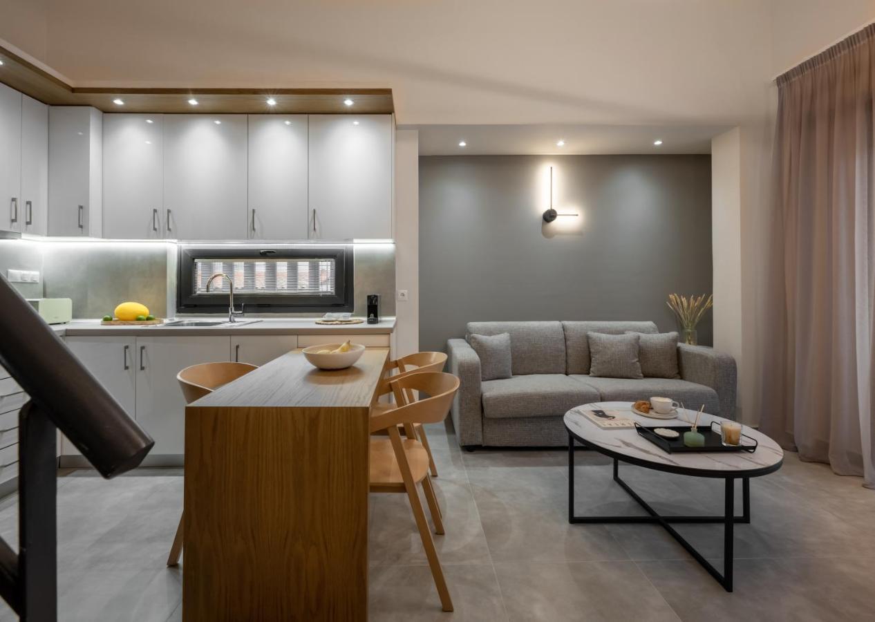 Iris Suites Nikiti Εξωτερικό φωτογραφία