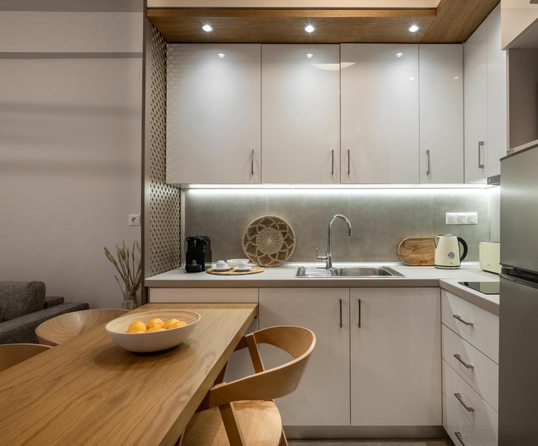 Iris Suites Nikiti Εξωτερικό φωτογραφία