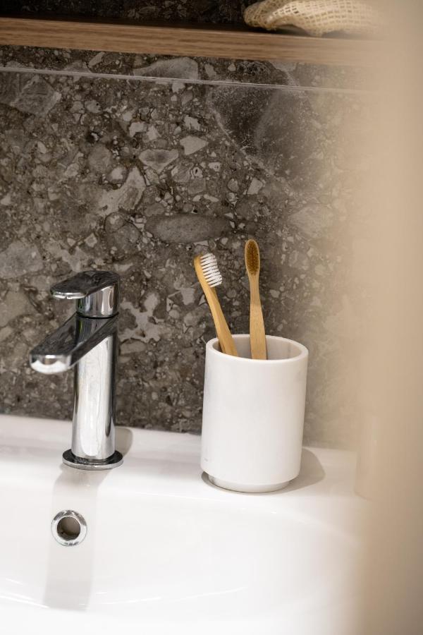 Iris Suites Nikiti Εξωτερικό φωτογραφία