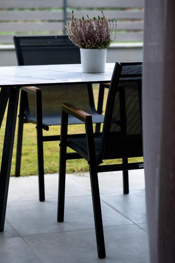 Iris Suites Nikiti Εξωτερικό φωτογραφία